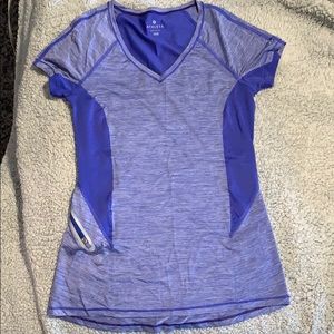 Women Athleta workout shirt size XXS